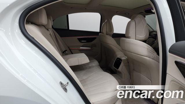 Mercedes-Benz E-Class E220d 4MATIC Exclusive
