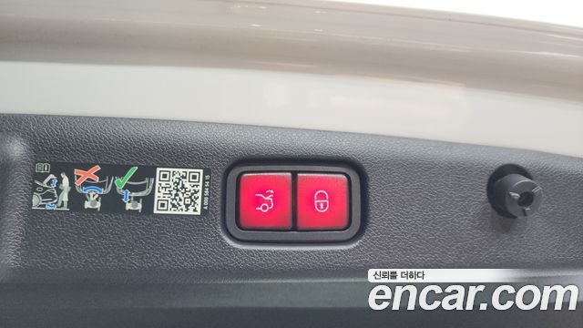 Mercedes-Benz E-Class E220d 4MATIC Exclusive
