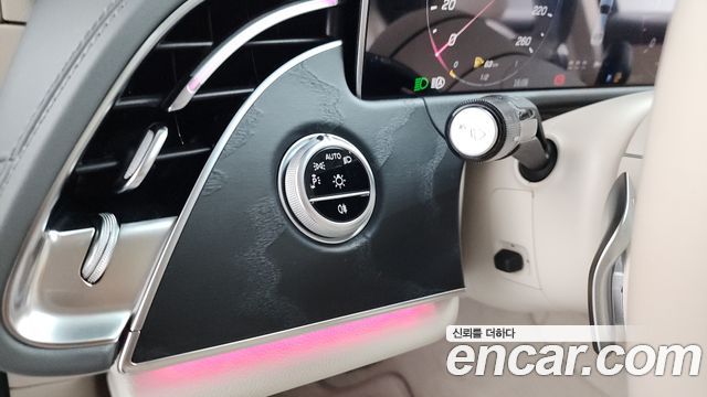 Mercedes-Benz E-Class E220d 4MATIC Exclusive