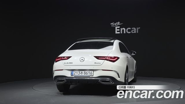 Mercedes-Benz CLA-Class CLA250 4MATIC
