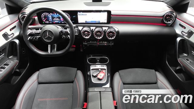 Mercedes-Benz CLA-Class CLA250 4MATIC