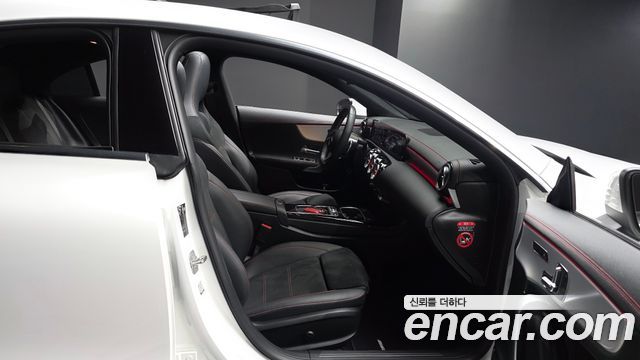 Mercedes-Benz CLA-Class CLA250 4MATIC