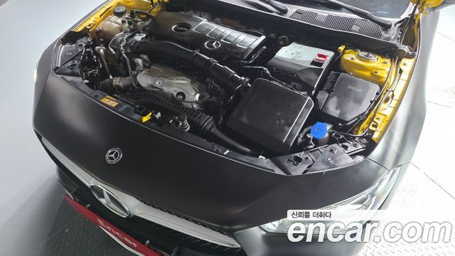 Mercedes-Benz CLA-Class CLA250 4MATIC