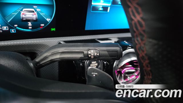 Mercedes-Benz CLA-Class CLA250 4MATIC