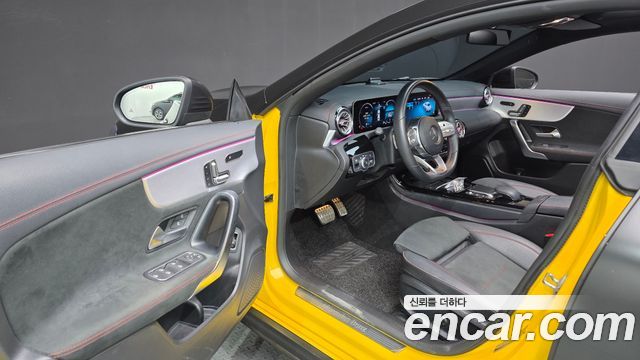 Mercedes-Benz CLA-Class CLA250 4MATIC