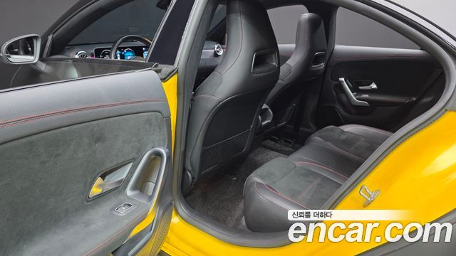 Mercedes-Benz CLA-Class CLA250 4MATIC