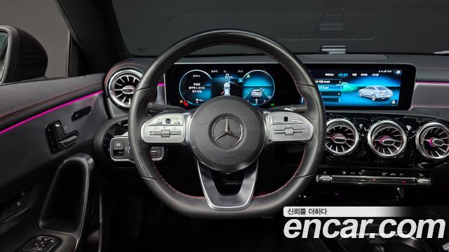 Mercedes-Benz CLA-Class CLA250 4MATIC