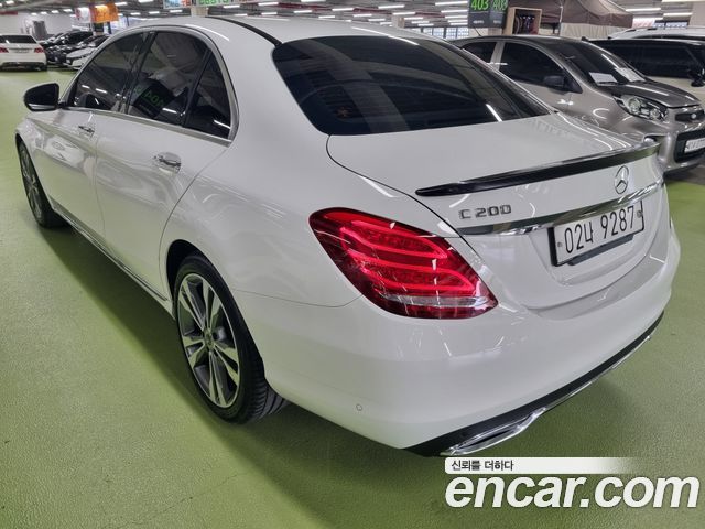 Mercedes-Benz C-Class C200 Avantgarde