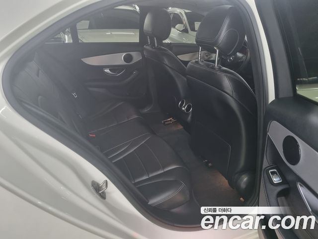 Mercedes-Benz C-Class C200 Avantgarde