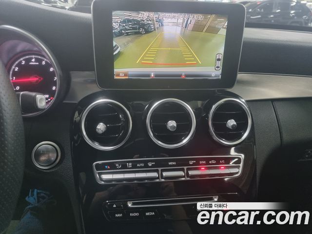 Mercedes-Benz C-Class C200 Avantgarde
