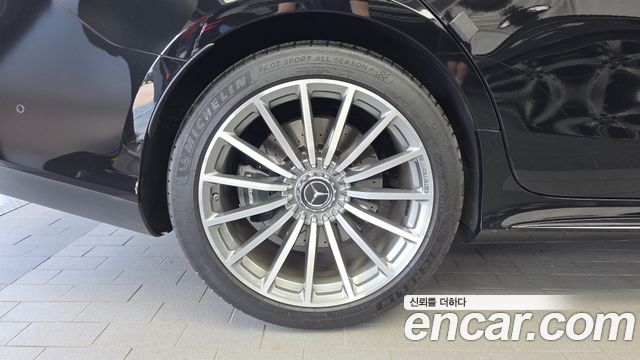 Mercedes-Benz AMG GT 4Door 43 4MATIC+