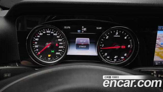 Mercedes-Benz E-Class E220d Avantgarde