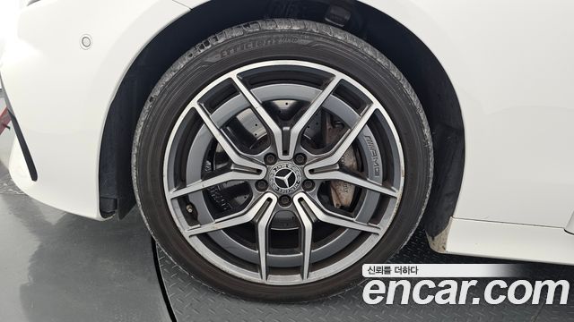 Mercedes-Benz E-Class E300d 4MATIC Coupe