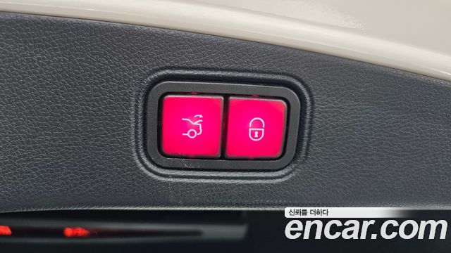Mercedes-Benz E-Class E300d 4MATIC Coupe