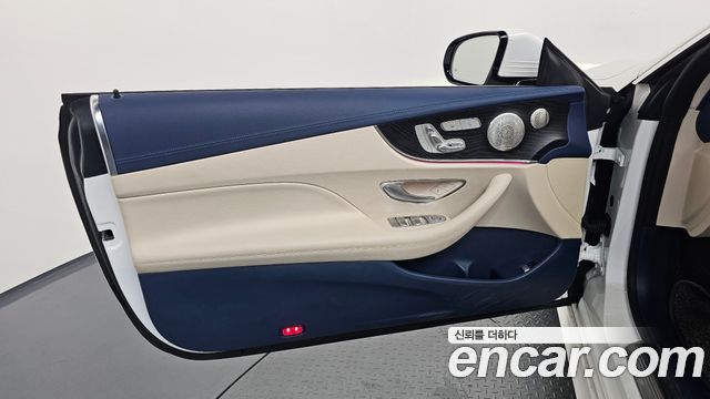 Mercedes-Benz E-Class E300d 4MATIC Coupe