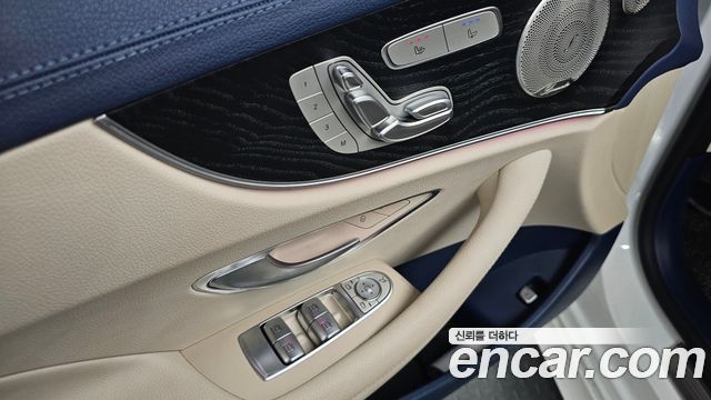 Mercedes-Benz E-Class E300d 4MATIC Coupe