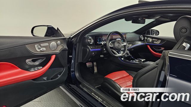 Mercedes-Benz E-Class E400 4MATIC Coupe