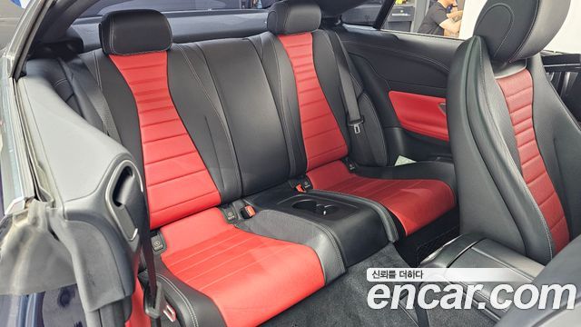 Mercedes-Benz E-Class E400 4MATIC Coupe