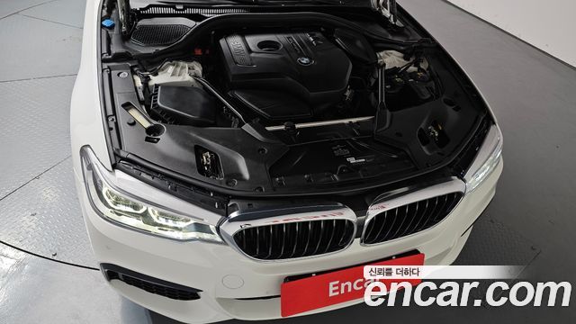 BMW 5-Series 530i M Sport Package