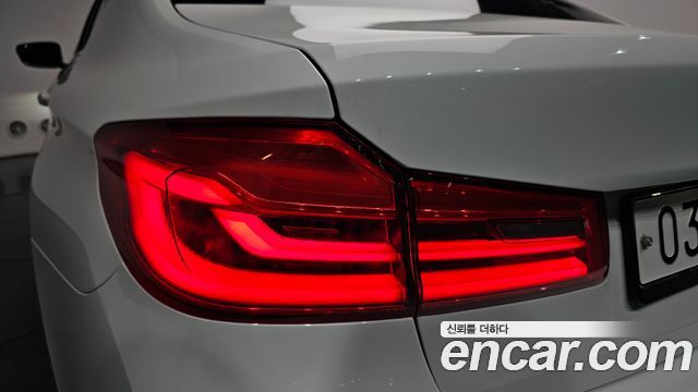 BMW 5-Series 530i M Sport Package