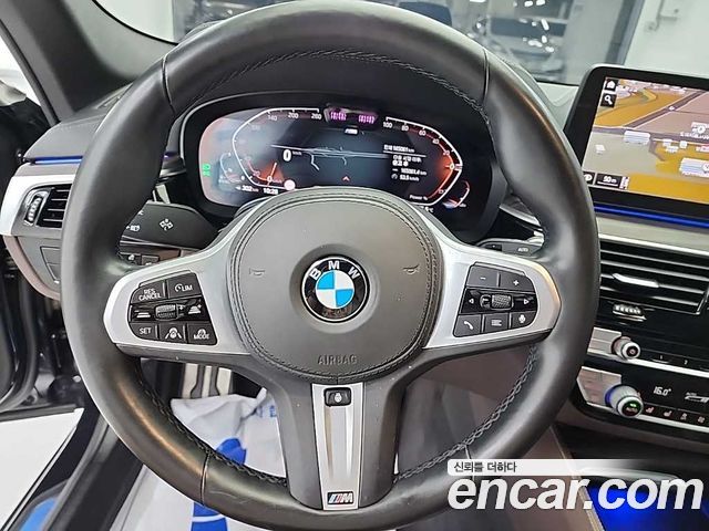 BMW 5-Series 523d xDrive M Sport