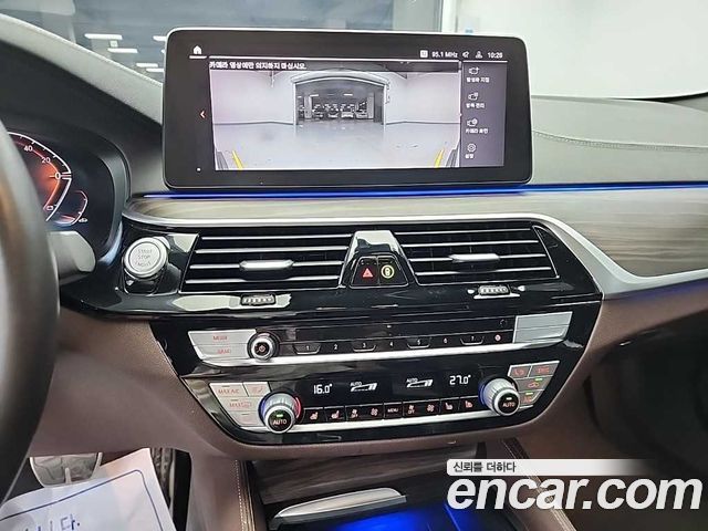 BMW 5-Series 523d xDrive M Sport