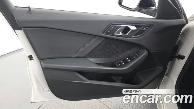 BMW 1-Series 118d Joy First Edition