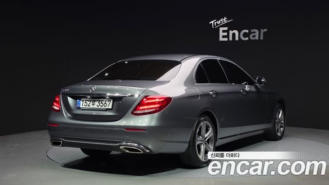 Mercedes-Benz E-Class E300 Avantgarde