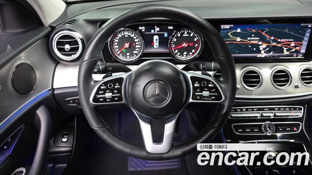 Mercedes-Benz E-Class E300 Avantgarde