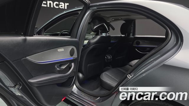 Mercedes-Benz E-Class E300 Avantgarde