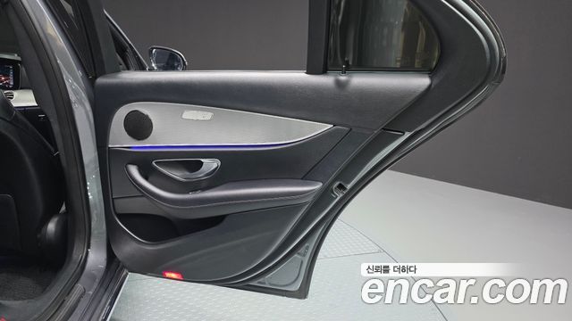 Mercedes-Benz E-Class E300 Avantgarde
