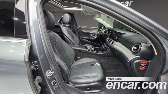 Mercedes-Benz E-Class E300 Avantgarde