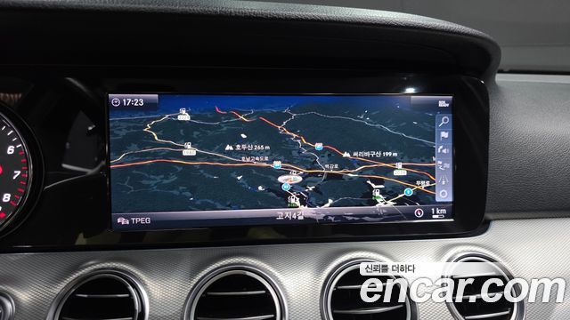 Mercedes-Benz E-Class E300 Avantgarde
