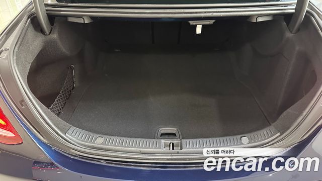Mercedes-Benz E-Class E250 Avantgarde