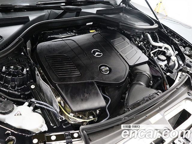 Mercedes-Benz GLC-Class GLC 300 4MATIC Avantgarde