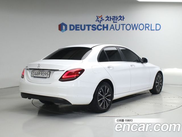 Mercedes-Benz C-Class C200