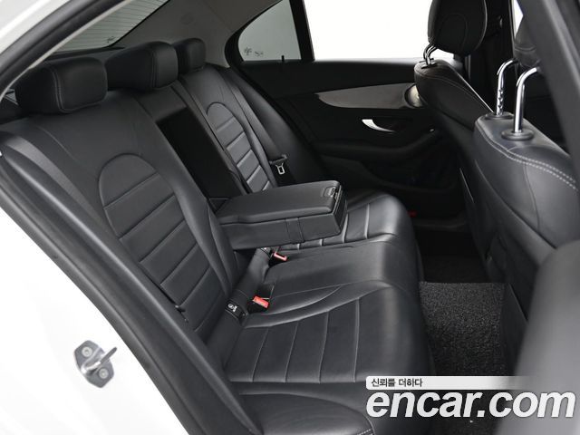 Mercedes-Benz C-Class C200