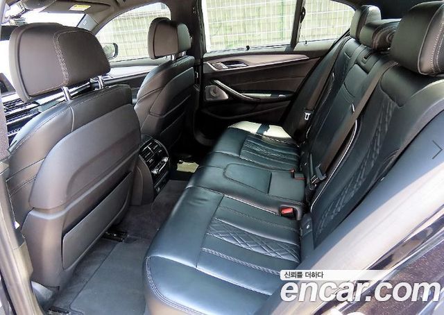BMW 5-Series M550d xDrive