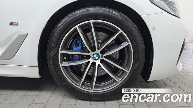 BMW 5-Series 520i M Sport