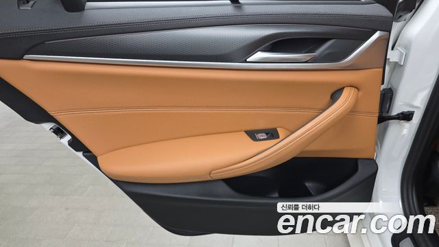 BMW 5-Series 520i M Sport