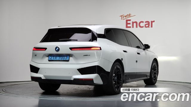 BMW iX xDrive40 Sport Plus