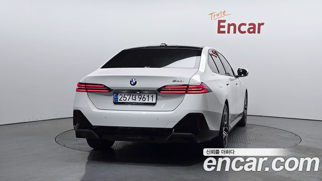 BMW 5-Series 520i M Sport