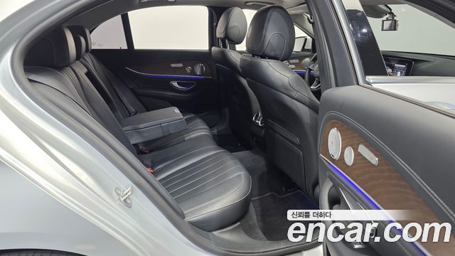 Mercedes-Benz E-Class E300 Exclusive