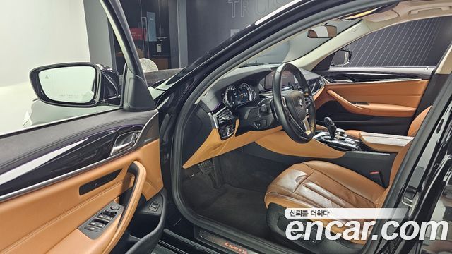 BMW 5-Series 520d Luxury Special Edition