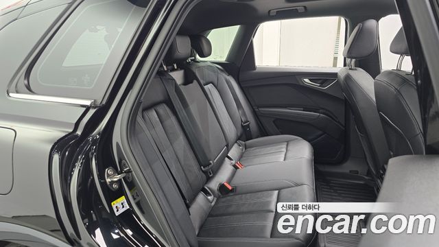 Audi Q4 e-tron 40 Premium