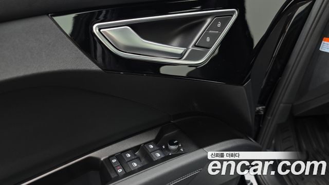 Audi Q4 e-tron 40 Premium