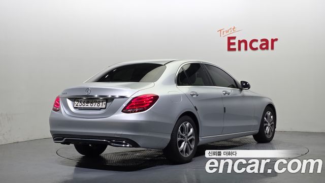 Mercedes-Benz C-Class C200 Avantgarde
