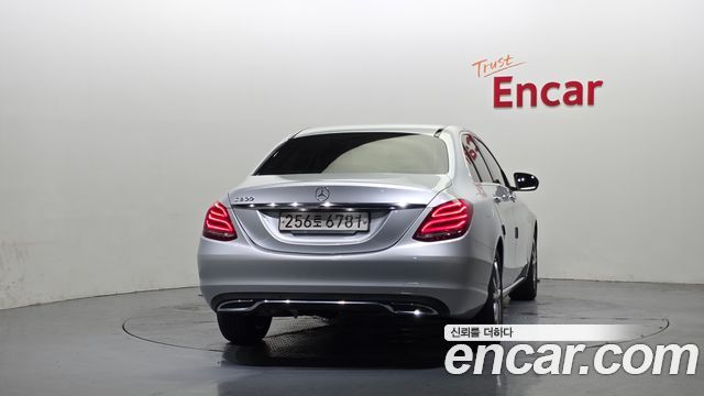Mercedes-Benz C-Class C200 Avantgarde