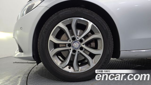 Mercedes-Benz C-Class C200 Avantgarde