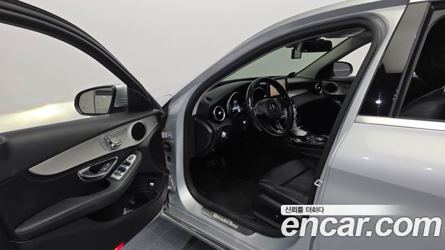 Mercedes-Benz C-Class C200 Avantgarde